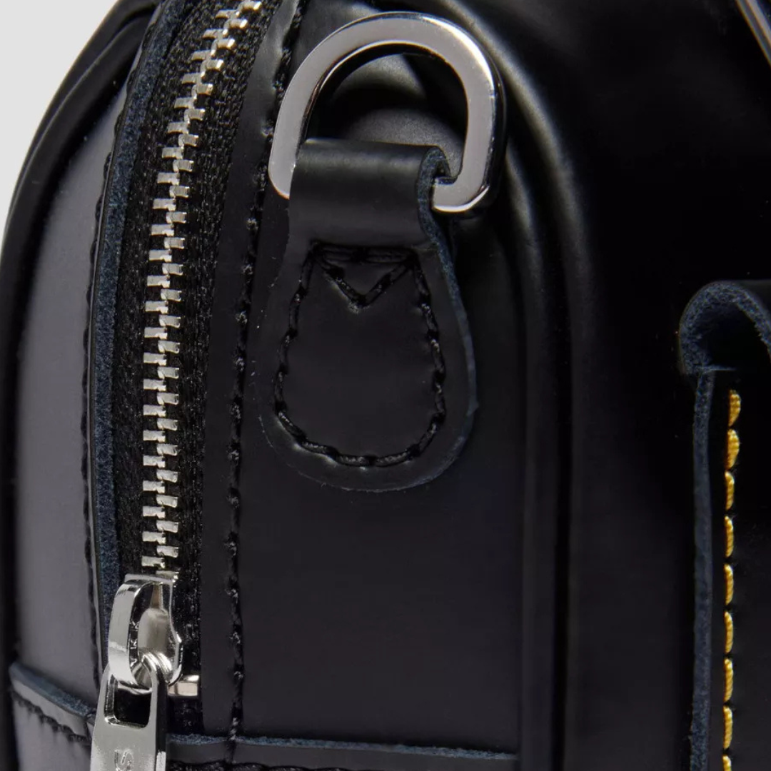 ד״ר מרטינס תיק מיני |  Dr. Martens Mini Top Handle Bag