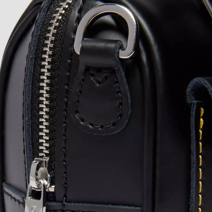 ד״ר מרטינס תיק מיני |  Dr. Martens Mini Top Handle Bag