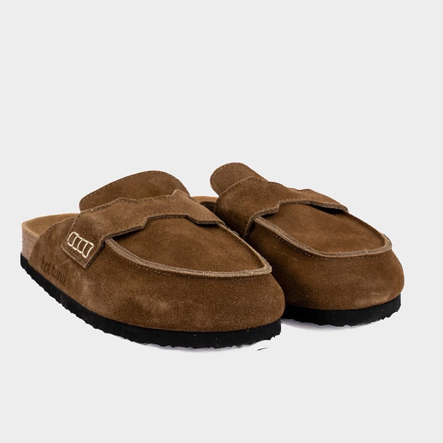 CLASSIC CHIC - BROWN