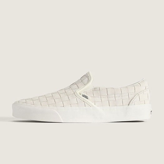 CLASSIC SLIP-ON