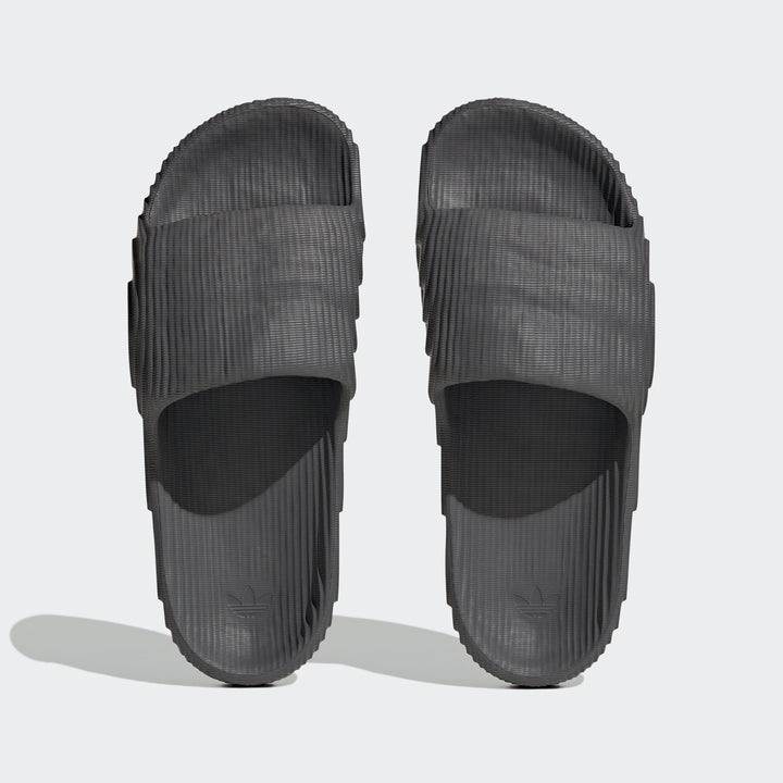 ADILETTE 22 SLIDES