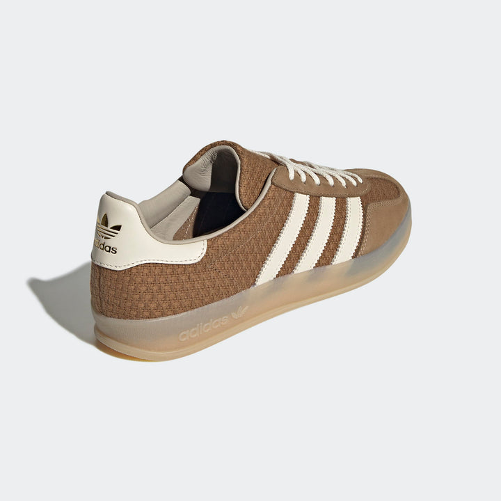 GAZELLE INDOOR
