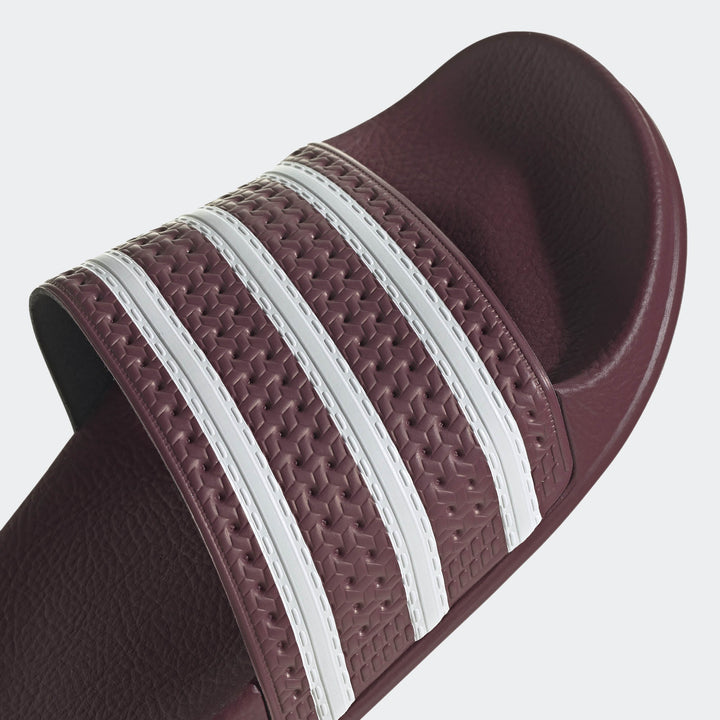 ADILETTE SLIDES